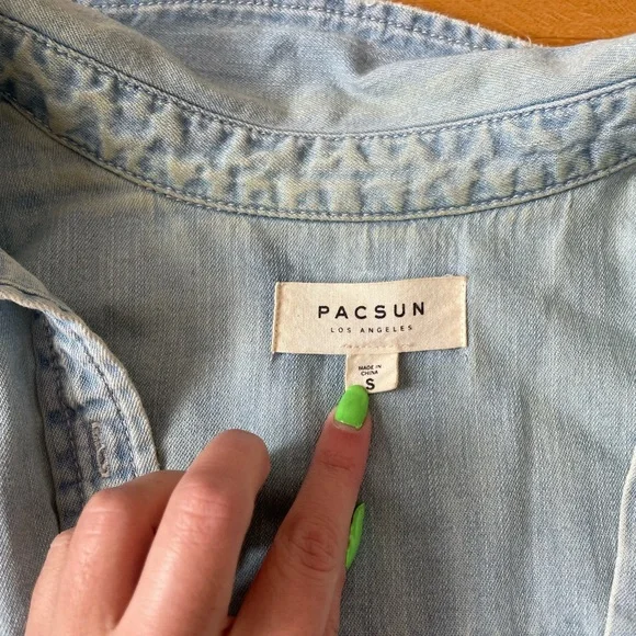 PacSun Denim Button Up - Picture 3 of 6